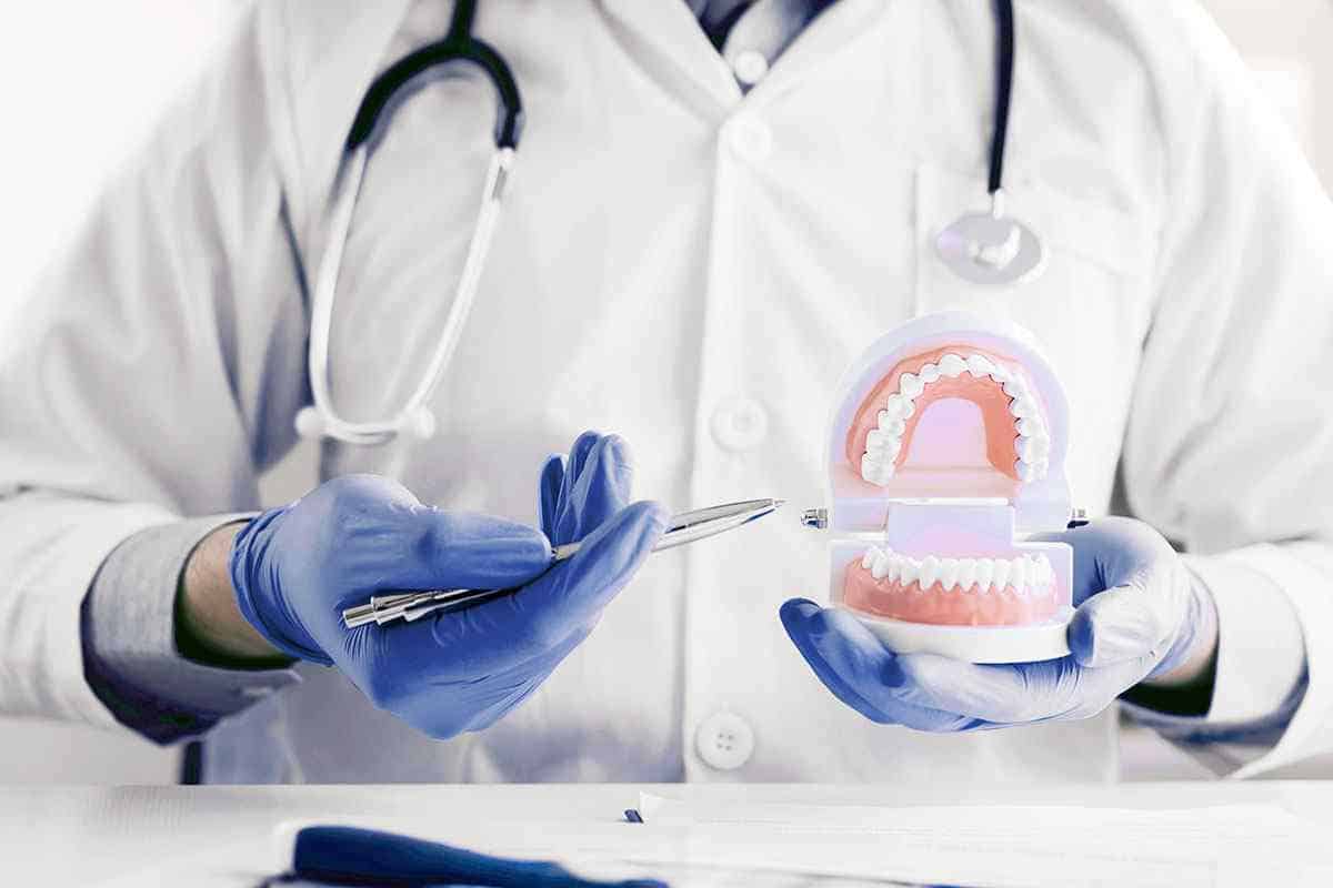 https://www.emergencydentistcharlottenc.com/wp-content/uploads/2020/01/home-services-2.jpg